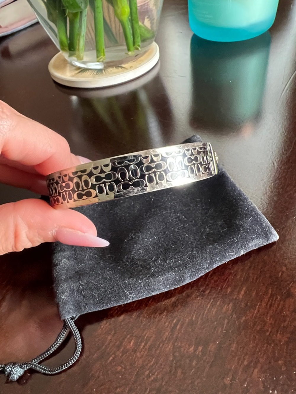 Authentic Coach Silver Tone black
C Signature 1/2" Bangle Cuff
Bracelet - Picture 2 of 6